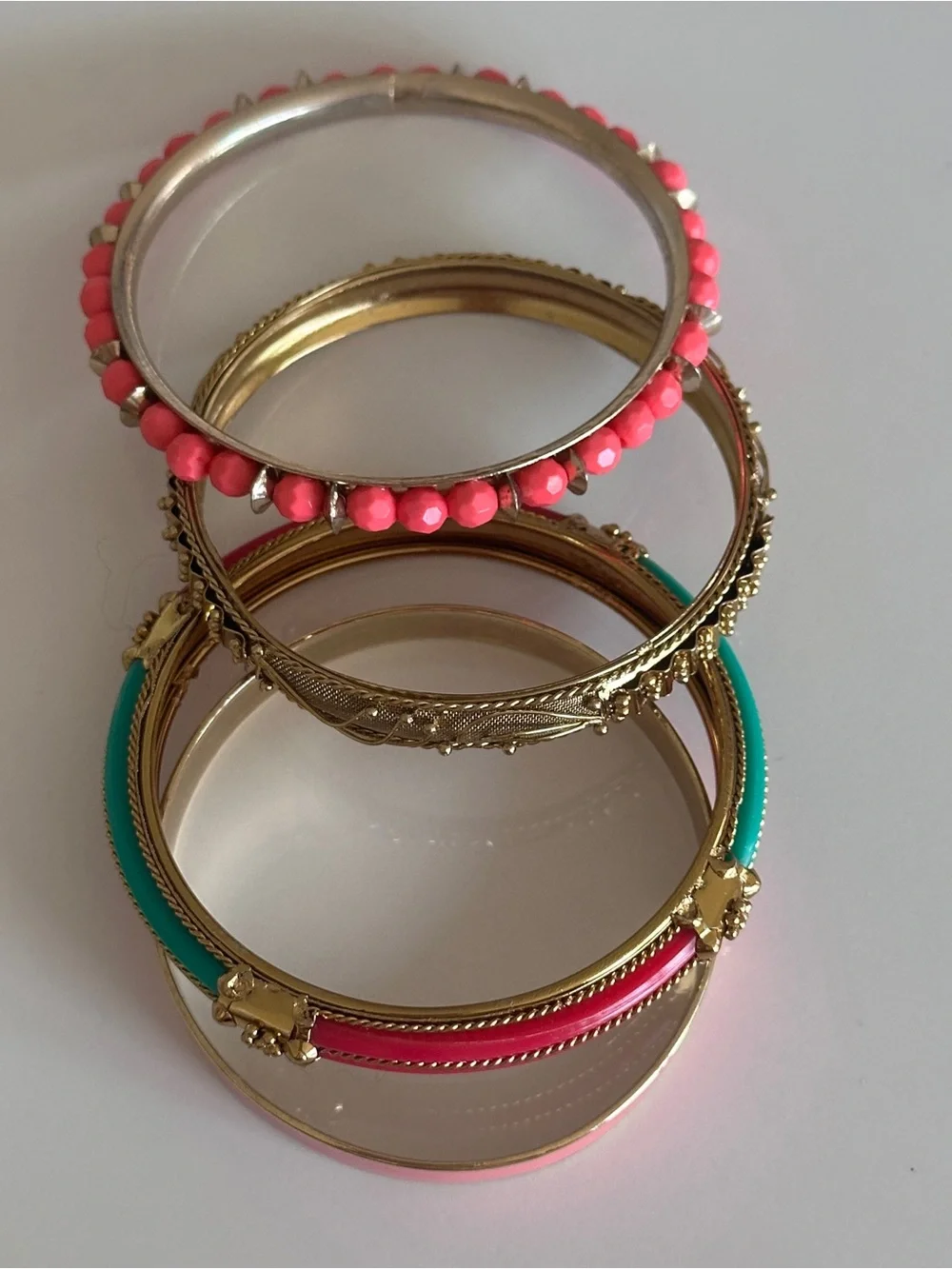 Lot 4 Womens Bangle Bracelets Gold Tone Beaded Enamel Boho Stackable Pink Teal⁠